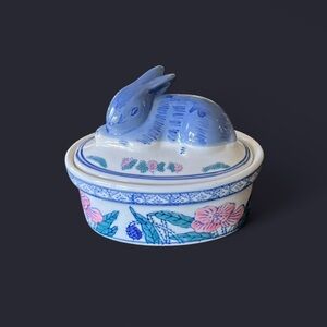 VINTAGE Ben Rickert porcelain bunny rabbit trinket box